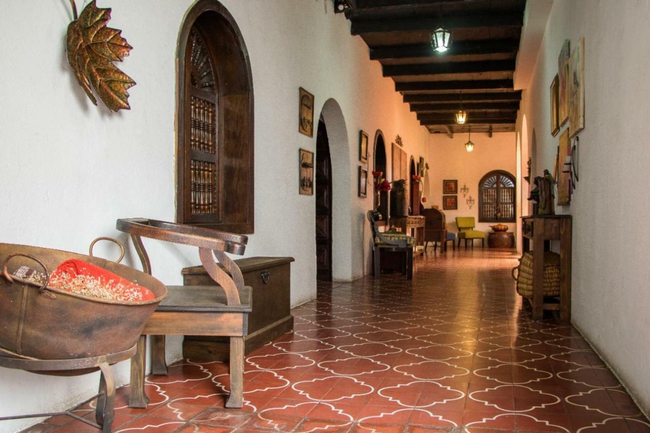 Hotel Posada Del Rosario Antigua Exteriör bild