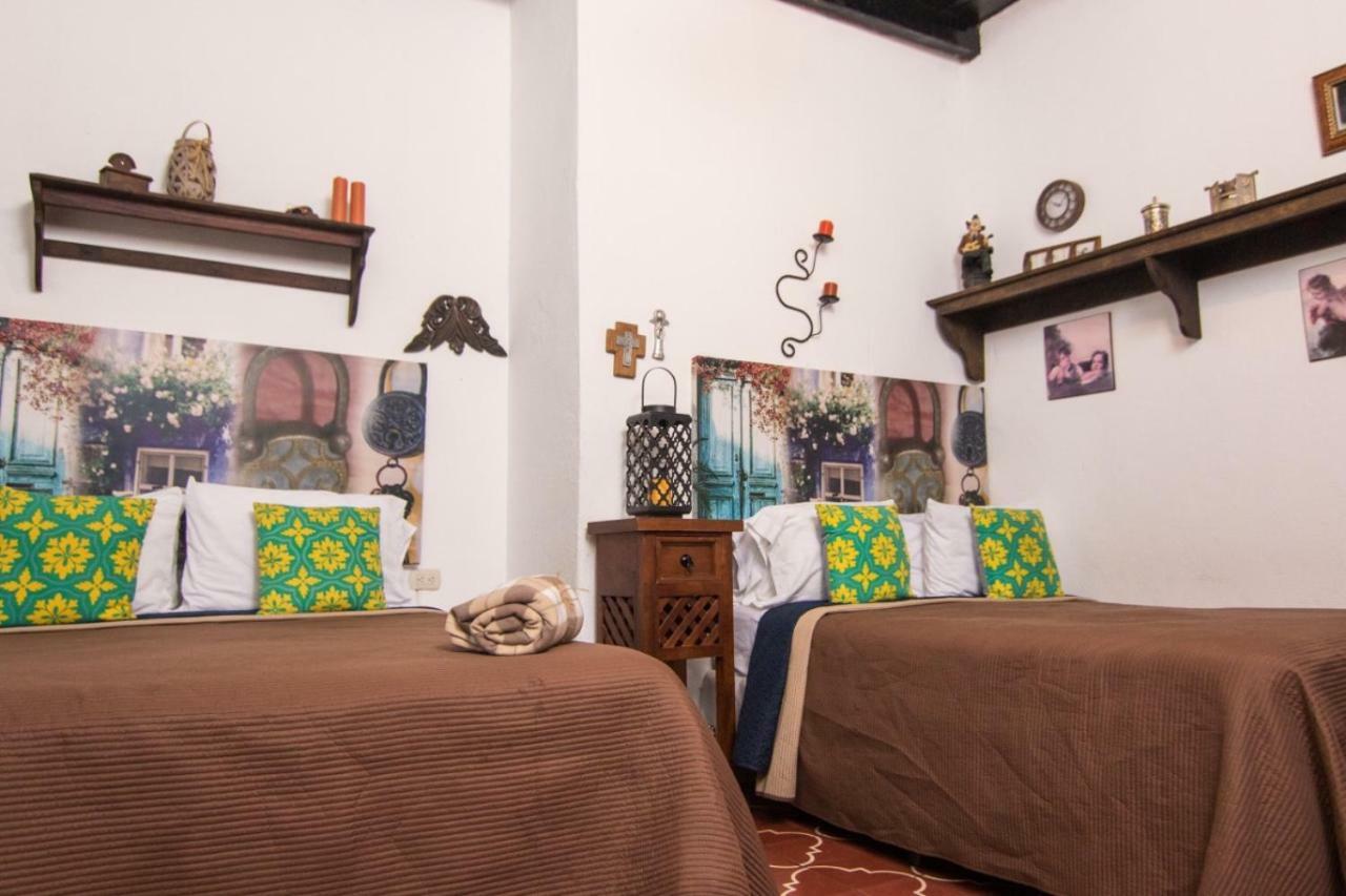 Hotel Posada Del Rosario Antigua Exteriör bild