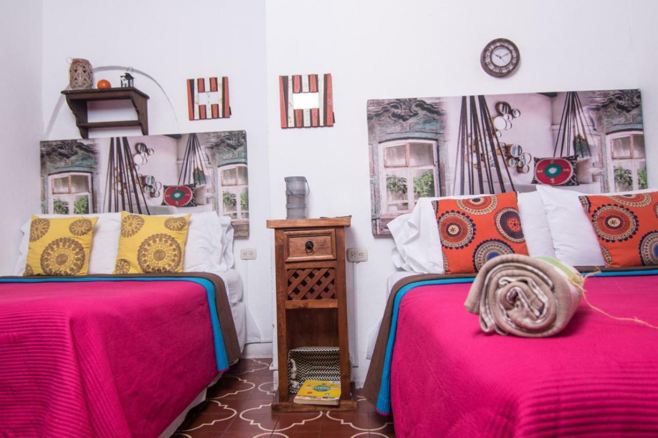 Hotel Posada Del Rosario Antigua Exteriör bild