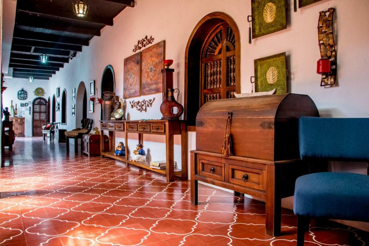 Hotel Posada Del Rosario Antigua Exteriör bild